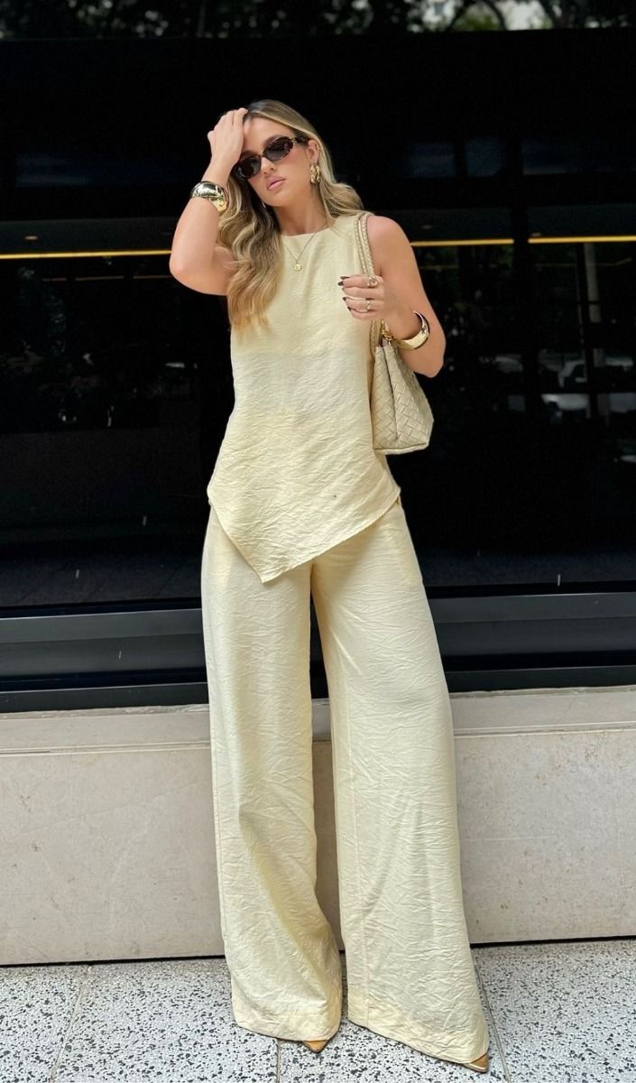 WOMEN'S DRESSES & SETS